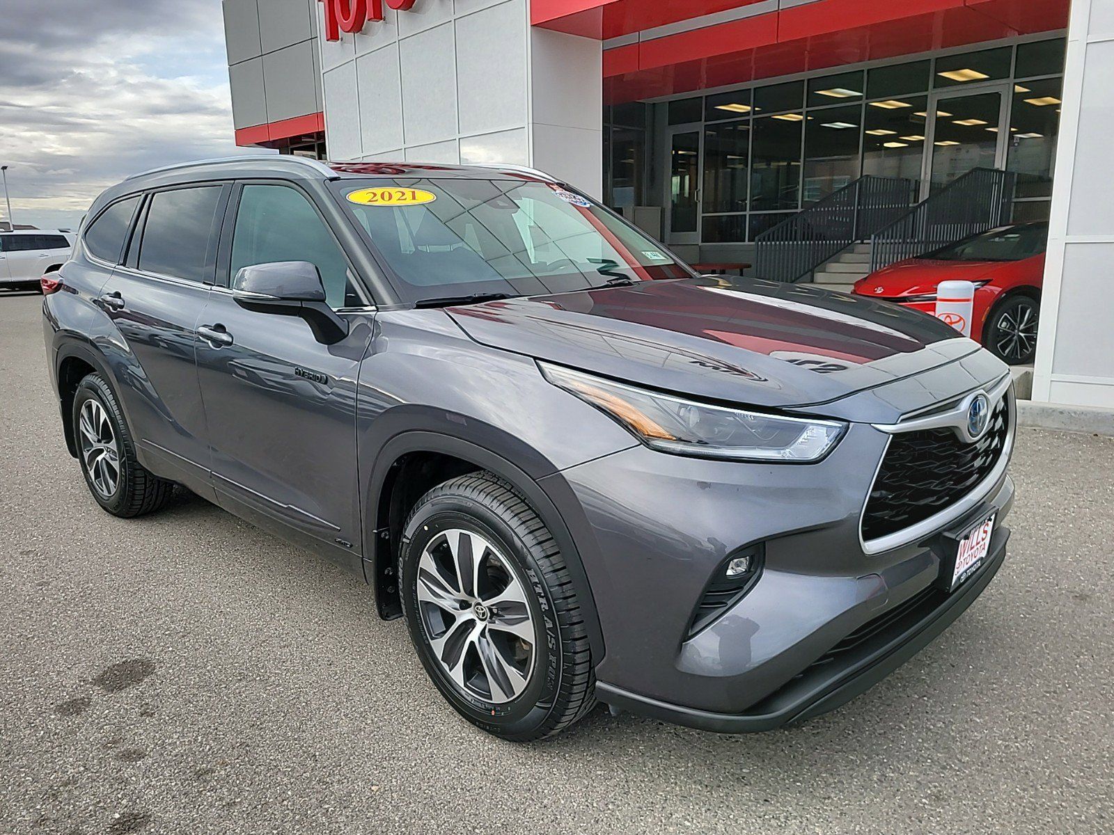 2021 - Toyota - Highlander - $34,999