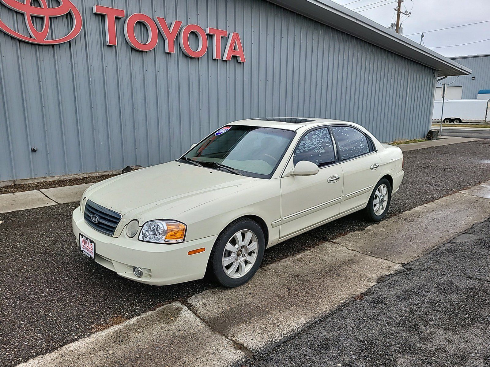 2004 - Kia - Optima - $2,797