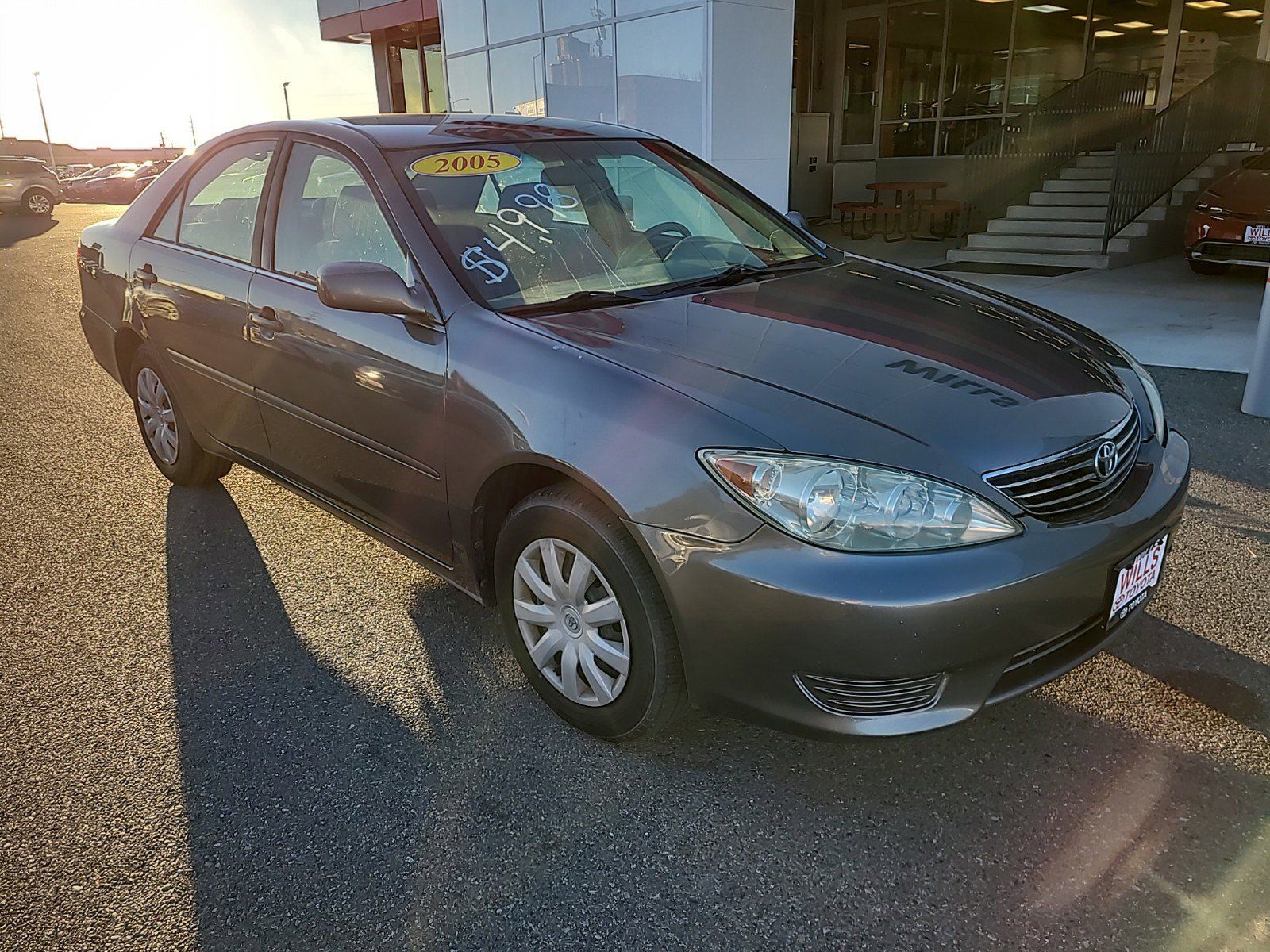 2005 - Toyota - Camry - $4,388