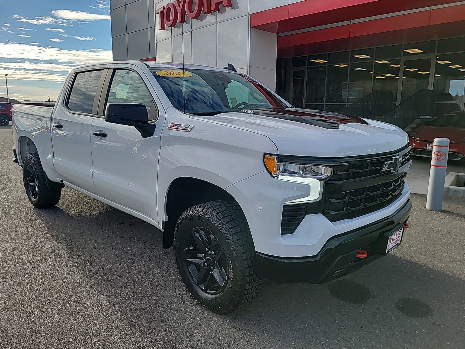 2023 - Chevrolet - Silverado 1500 - $54,299