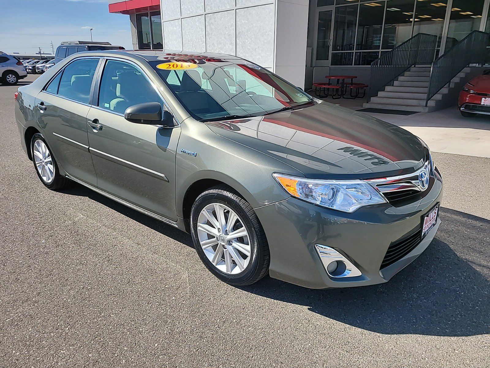 2013 - Toyota - Camry Hybrid - $11,188