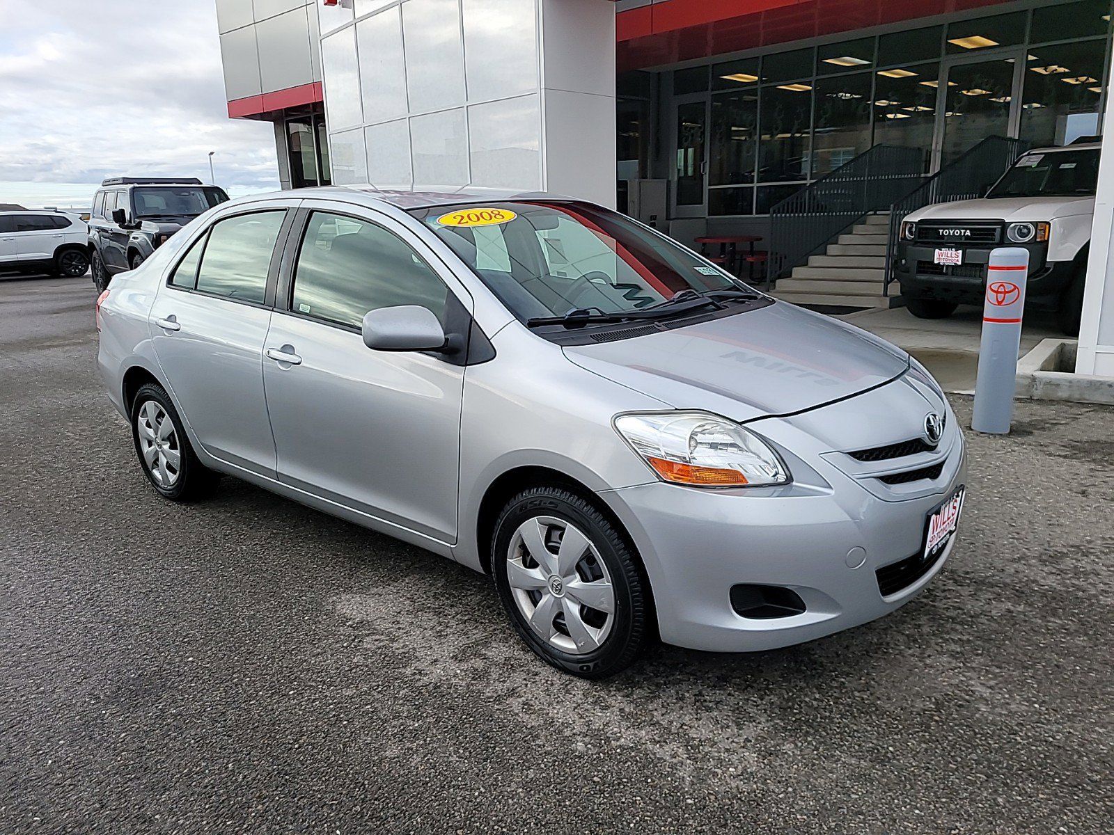 2008 - Toyota - Yaris - $7,999