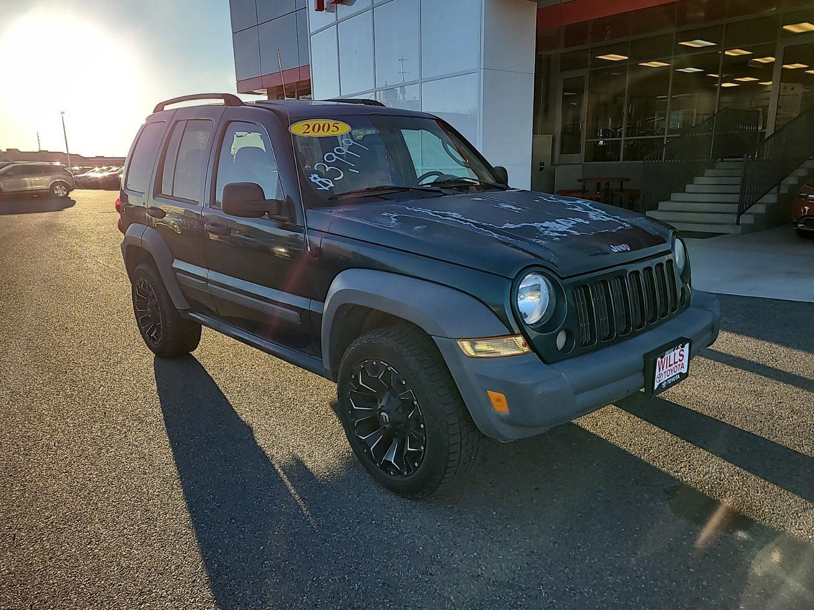 2005 - Jeep - Liberty - $3,488