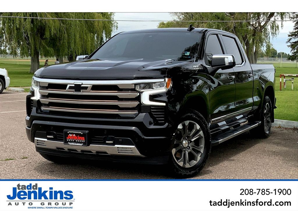 2022 - Chevrolet - Silverado - $51,995