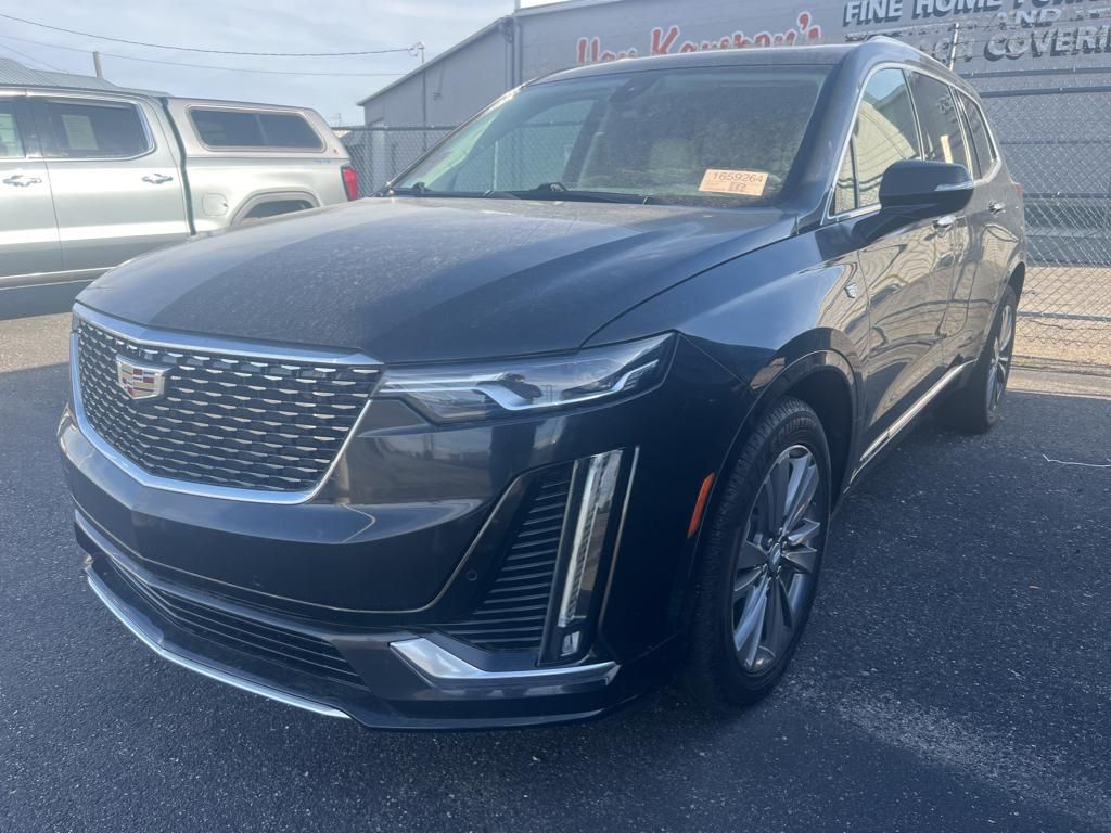 2022 - Cadillac - XT6 - $32,757