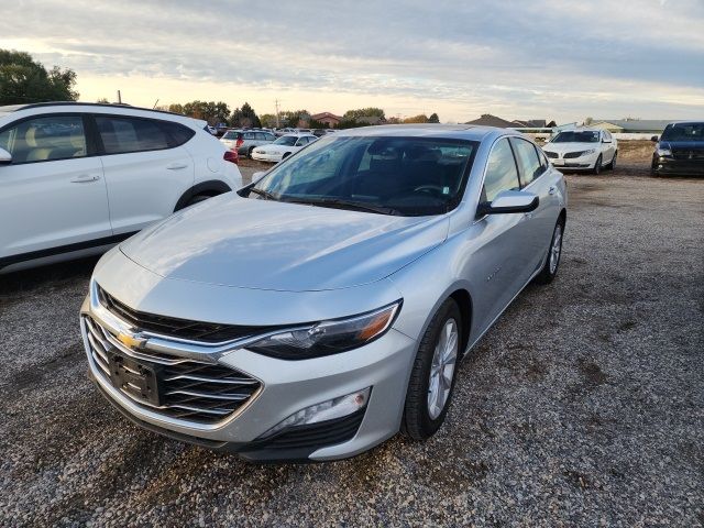 2020 - Chevrolet - Malibu - $17,658