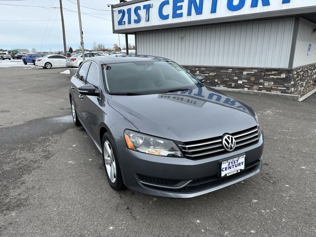 2013 - Volkswagen - Passat - $12,598