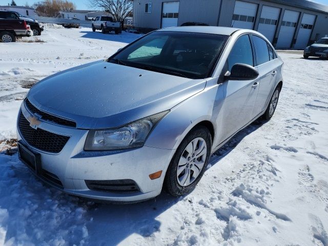 2012 - Chevrolet - Cruze - $8,679