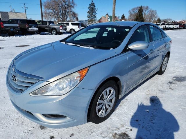 2011 - Hyundai - Sonata - $6,203