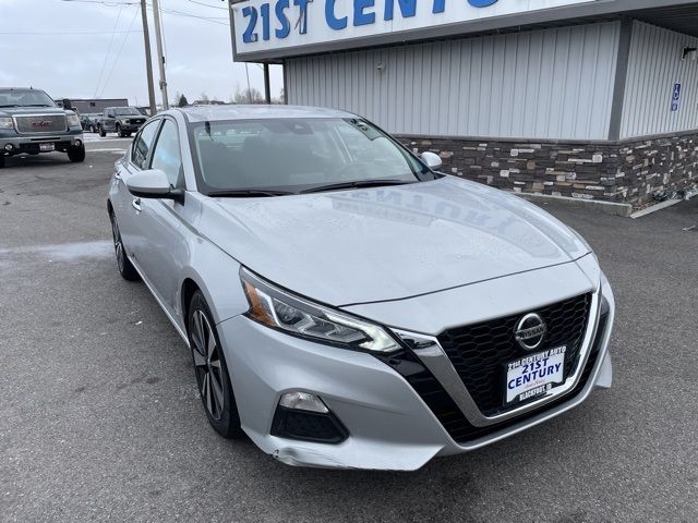 2021 - Nissan - Altima - $18,590