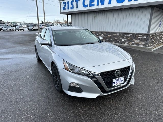 2020 - Nissan - Altima - $17,772