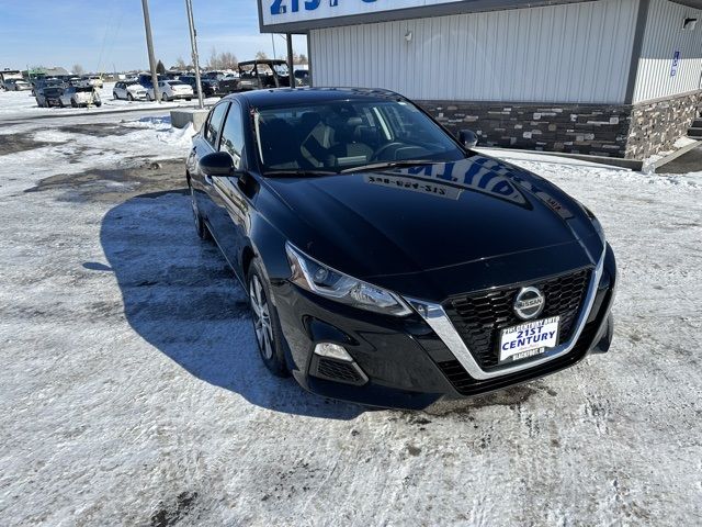 2021 - Nissan - Altima - $17,949