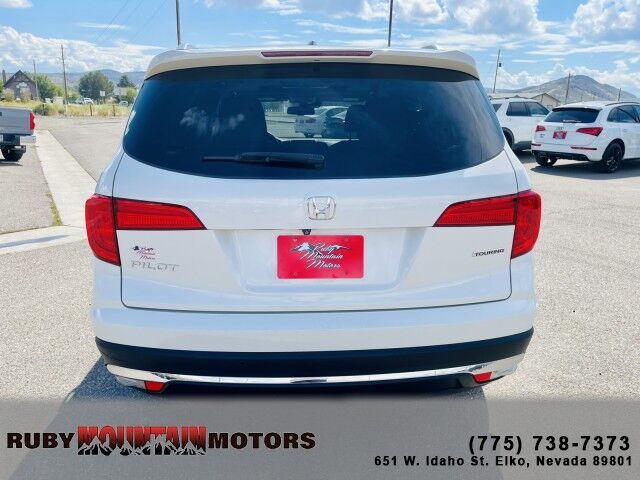 cdn-ds_com-stock-2017-Honda-Pilot-Touring-Elko-NV-seo-ECL8846-5FNYF5H9XHB037197-szi79243-60505f3f7d454250ba995427e82df686_jpg