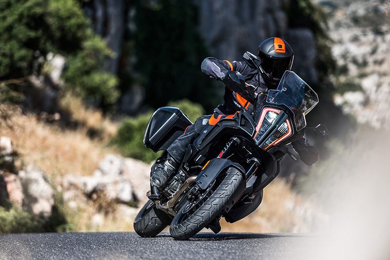 crs1_powersporttechnologies_com-photogallery-KTM-2019iKTMiSuperAdventurei1290SiA2_jpg